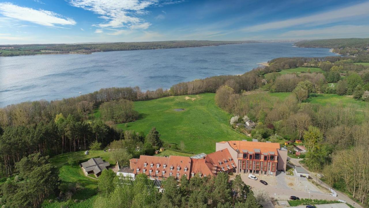 Bornmuehle Hotel Gross Nemerow Bagian luar foto